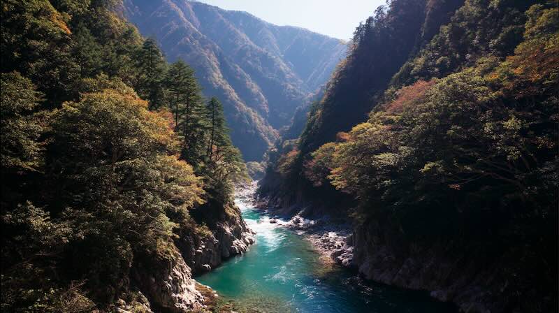 japanese-hidden-canyons